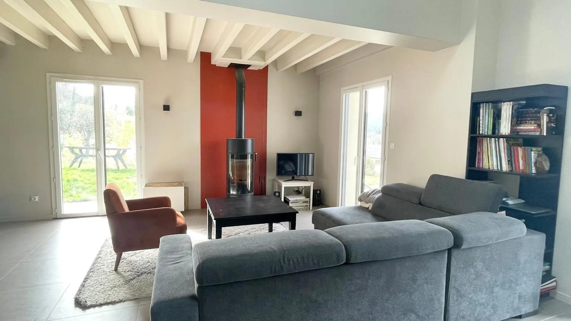 Maison Entre Lacs Et Forets Montreal La Cluse 0*,